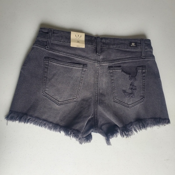 Letter To Juliet High‎ Rise Washed Black Jean Shorts Distressed L 32" Witchy NWT - Picture 3 of 16
